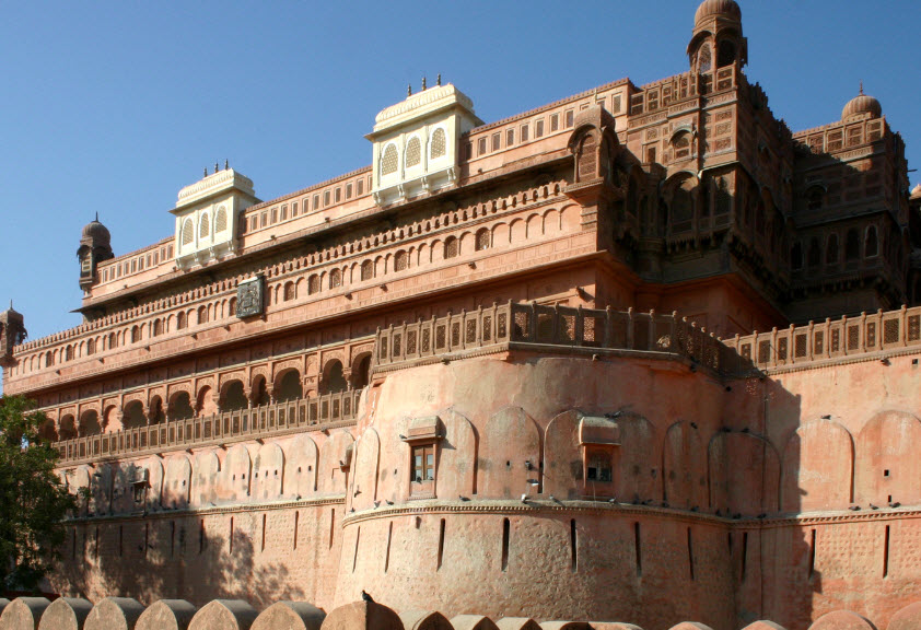Junia Fort, India